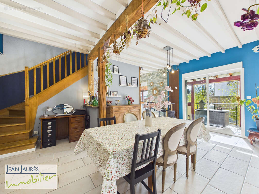 Maison à SAINT-ANDRE-LES-VERGERS