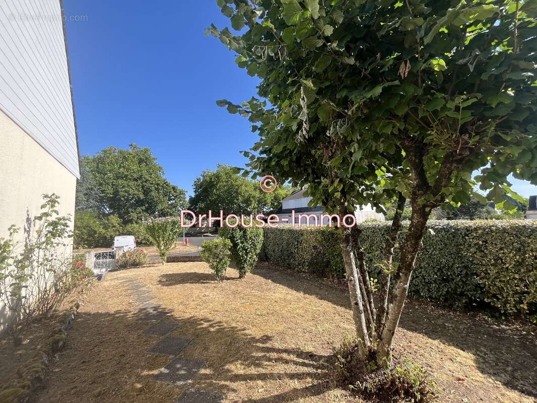 Maison à CHATELLERAULT