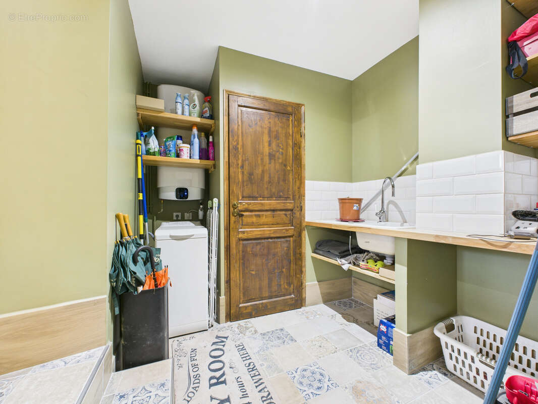 Maison à SAINT-BARTHELEMY-LESTRA