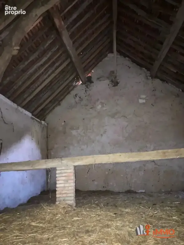 Ancienne ferme avec dépendances attenantes - photo 13