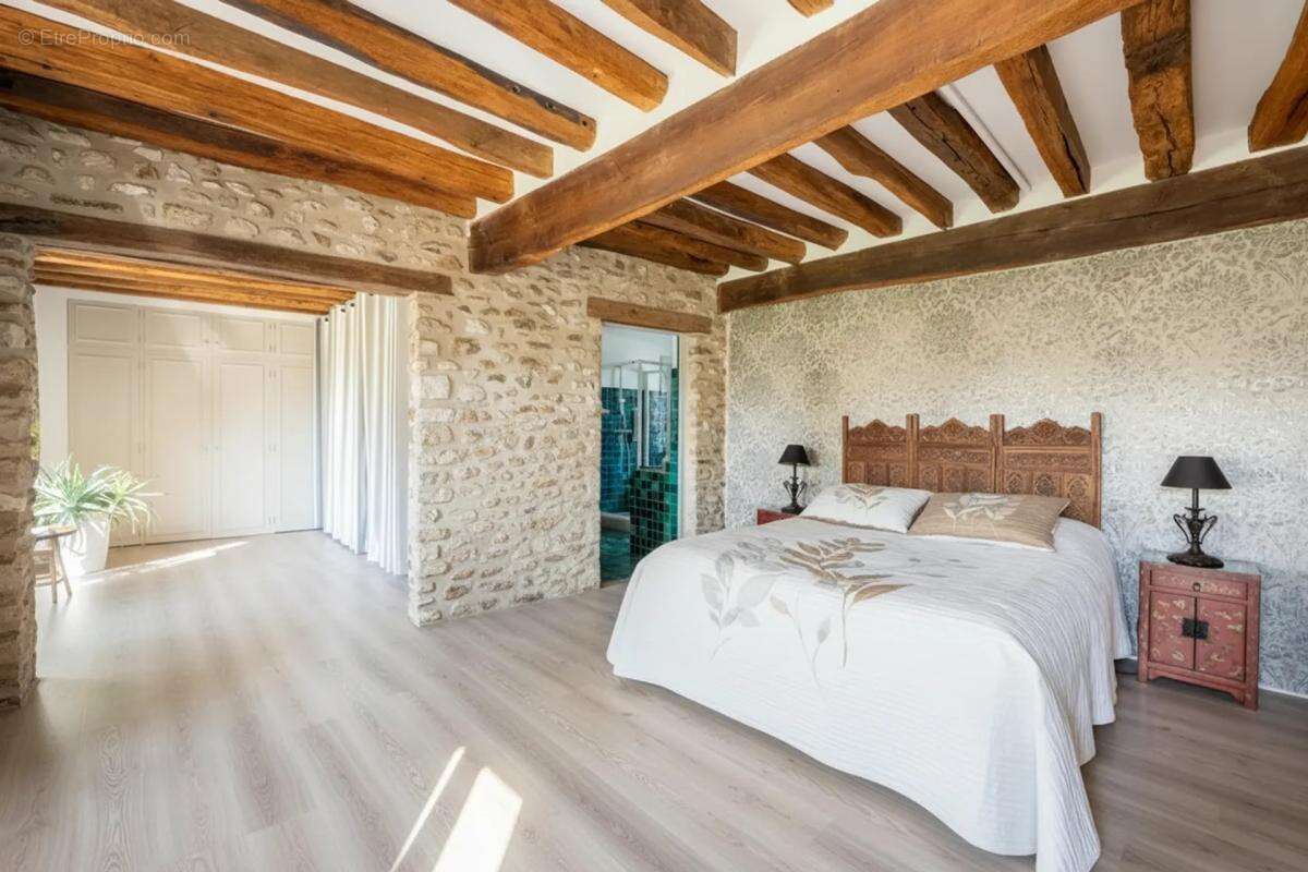 Élégante maison en pierre, 298m² à Flacourt - photo 8
