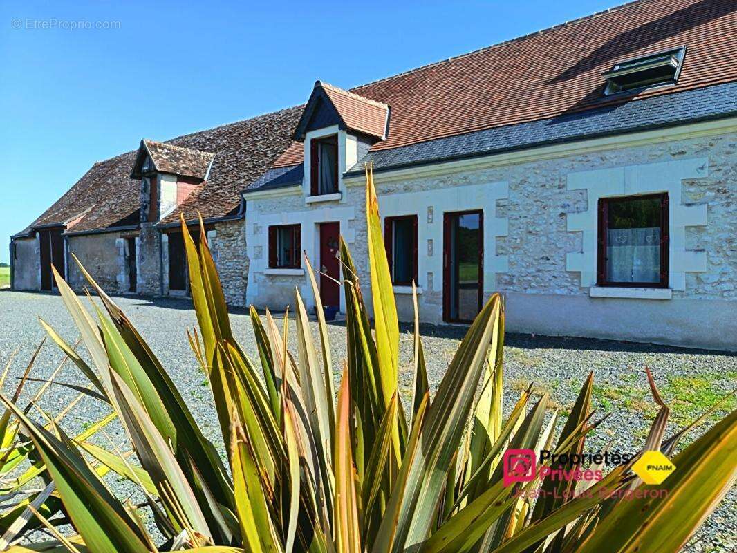 Maison à ATHEE-SUR-CHER