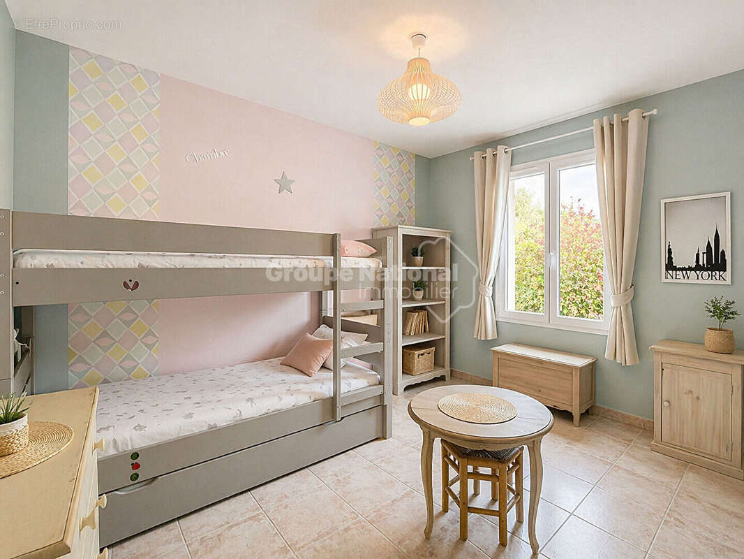 Maison à MONTSEGUR-SUR-LAUZON