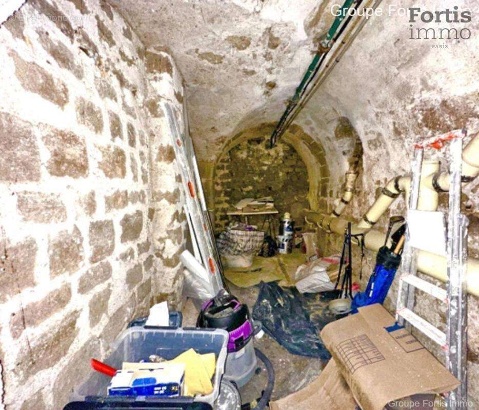 Appartement à PARIS-2E