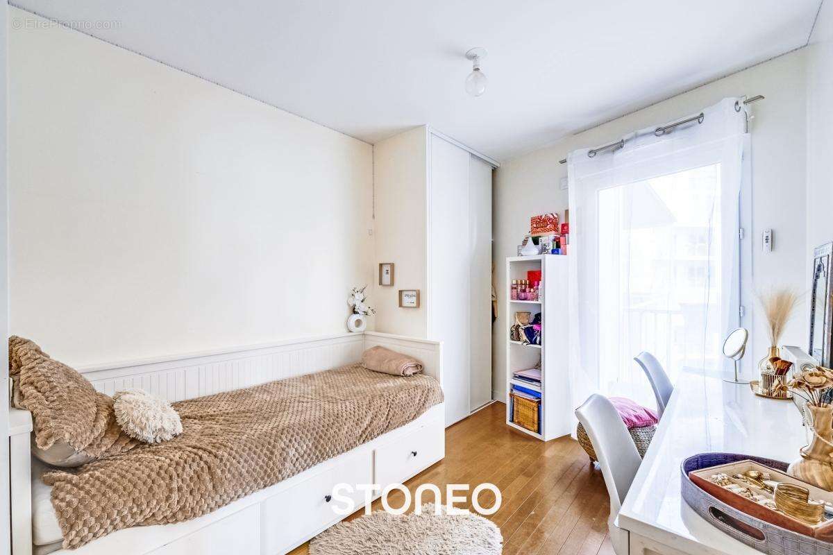 Clichy  4 pièces 86 m²  40 m² terrasse  4ème étage ascenseur - photo 10