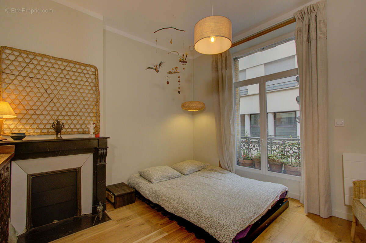 Élégance et confort pour cet appartement prêt à vivre en hypercentre - photo 11