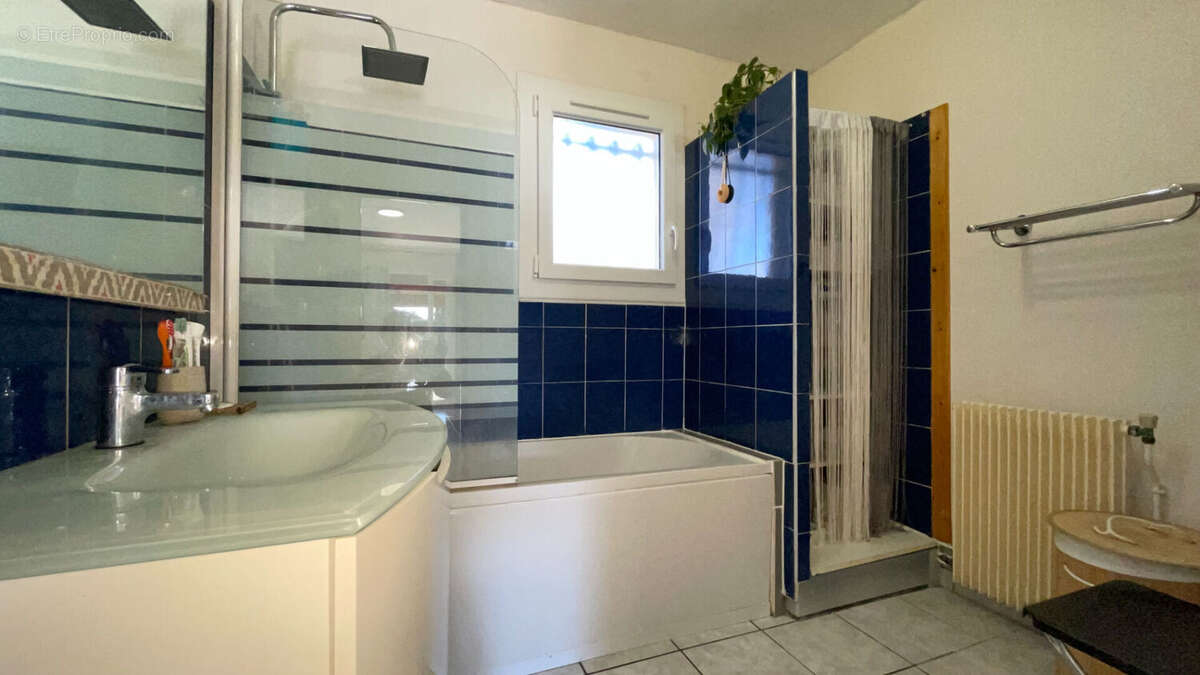 Maison à VIELLE-SAINT-GIRONS