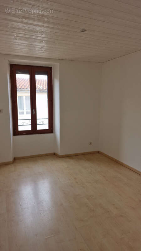 Maison à LAROQUE-D&#039;OLMES