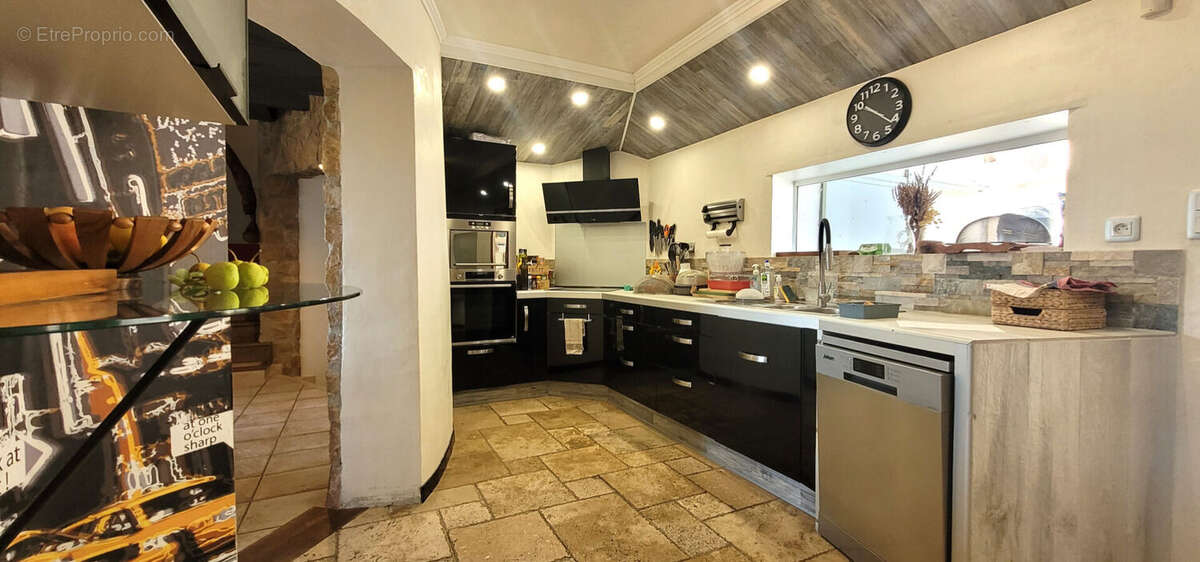 Maison avec vue panoramique, piscine et gite - photo 5
