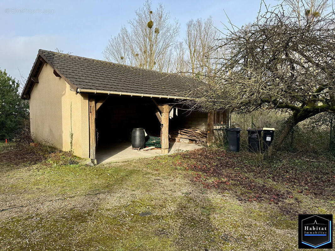 Terrain à LE PLESSIS-BELLEVILLE