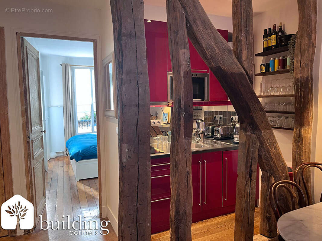 Appartement à PARIS-17E