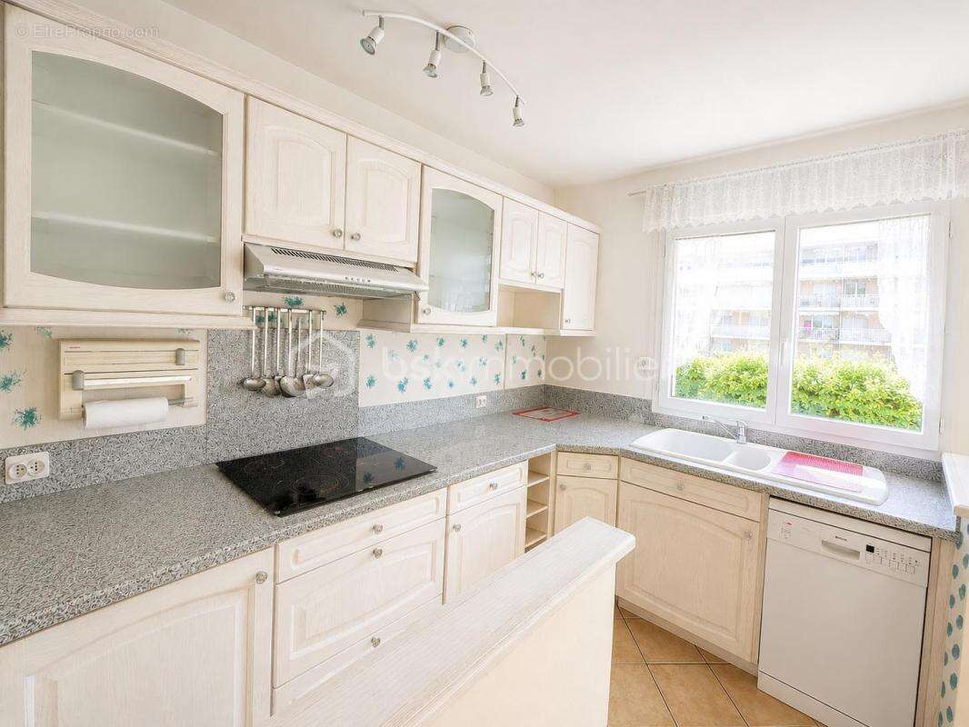 Appartement à LIVRY-GARGAN