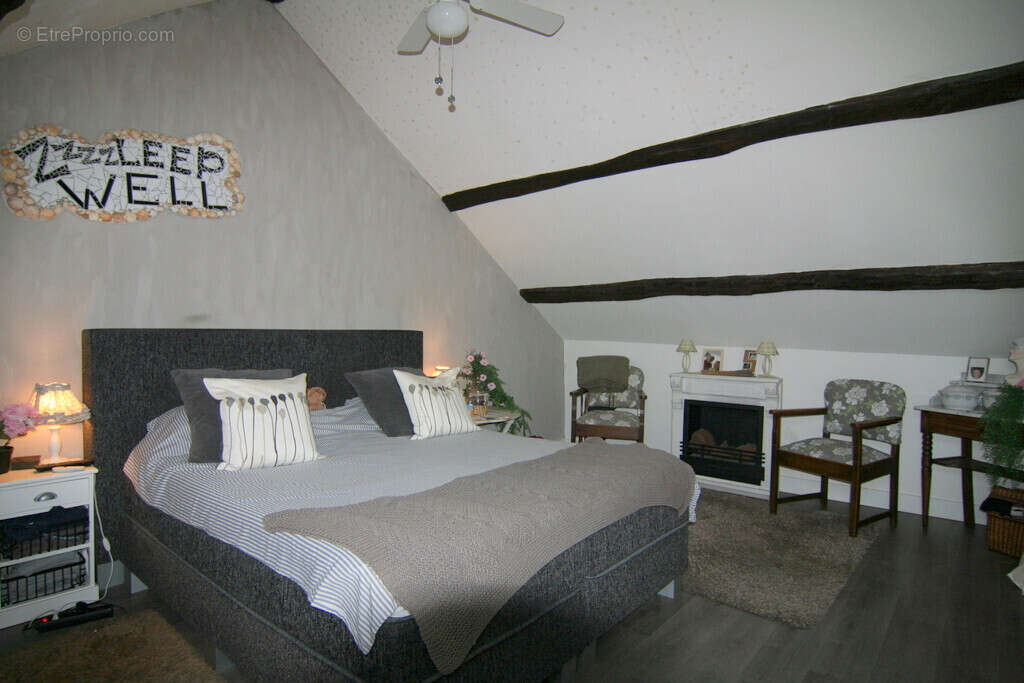 Maison à SAVIGNY-POIL-FOL