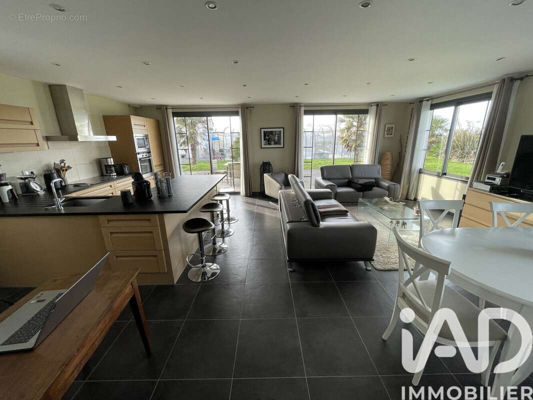 Photo 5 - Maison à REGNEVILLE-SUR-MER