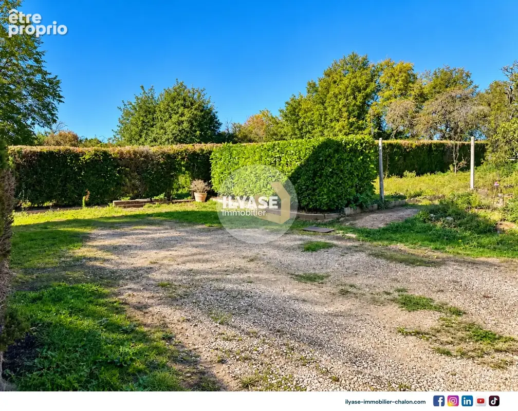 Maison avec 5 chambres, 2 salles d’eau et terrain de 1 358 m2 - photo 19