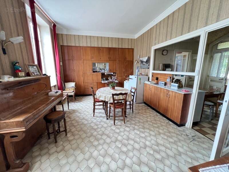 Maison à CHAUFFAILLES