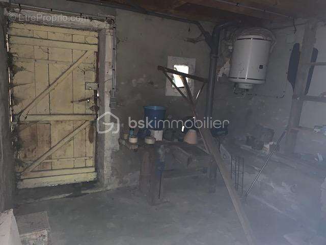 Maison à ENTRAINS-SUR-NOHAIN