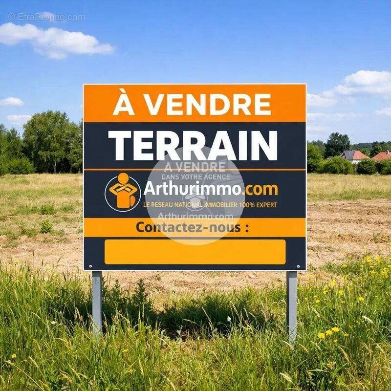 Terrain à LA TURBALLE