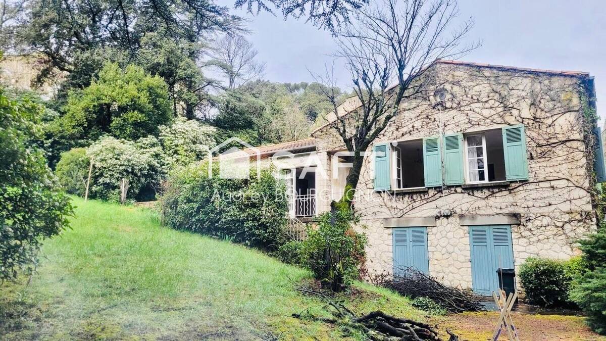 Photo 1 - Maison à VILLENEUVE-LES-AVIGNON