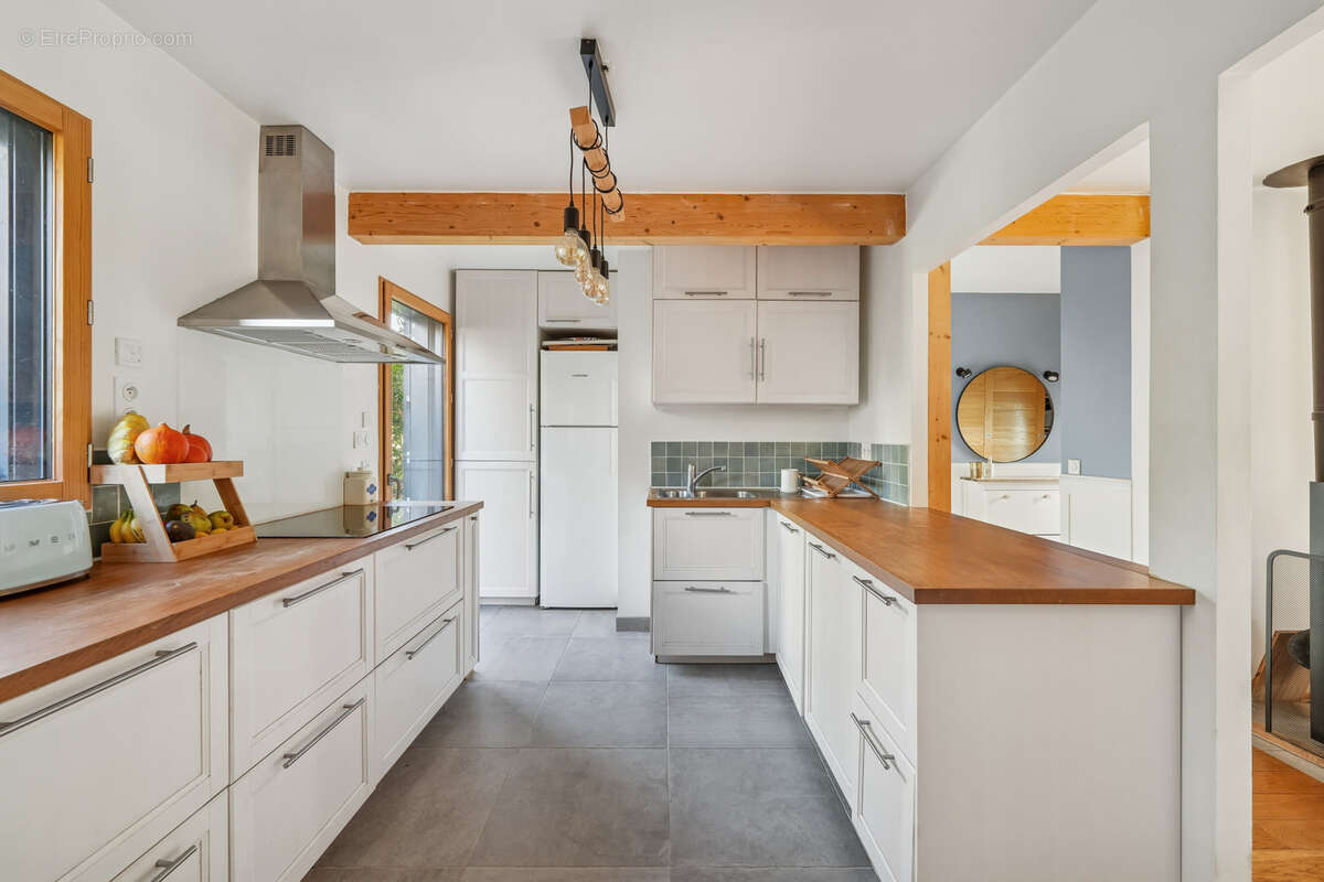 Maison à SAVIGNY-SUR-ORGE