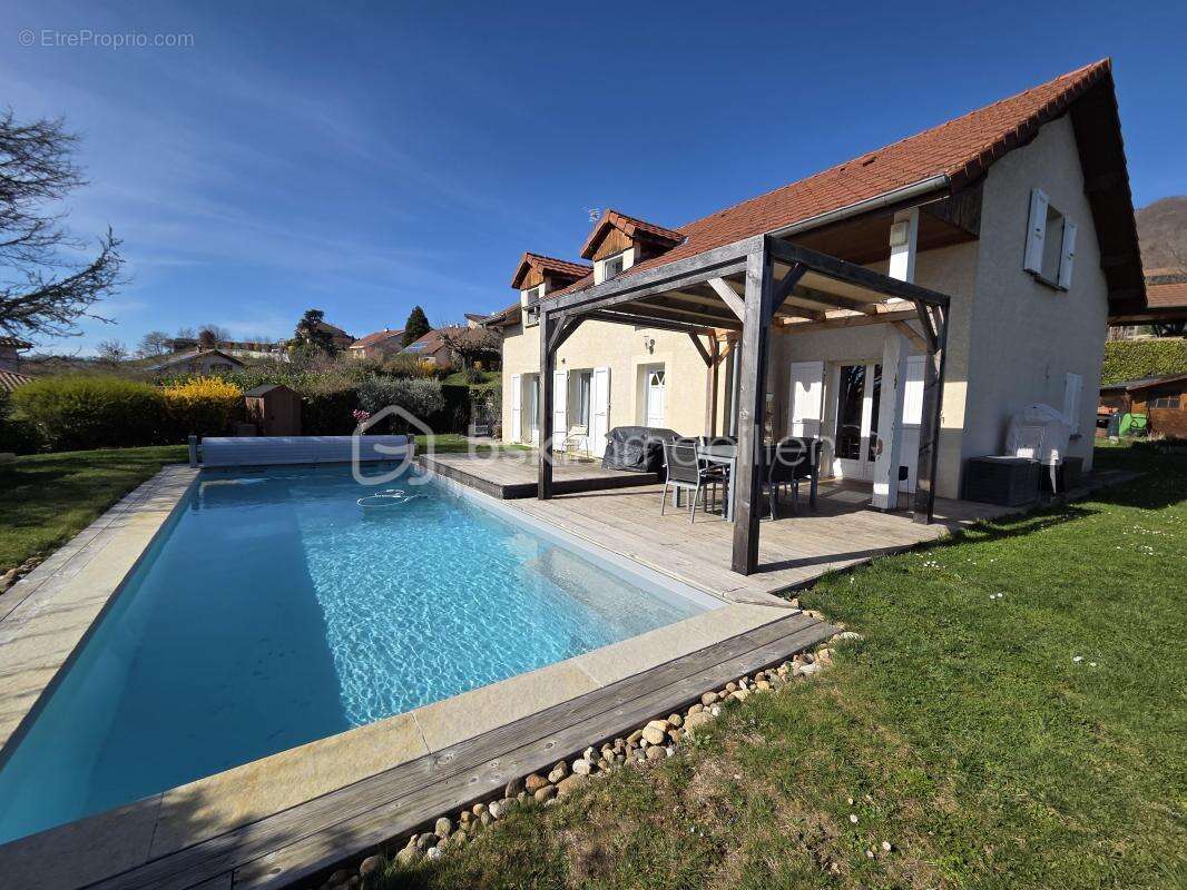 Maison à LA MURETTE