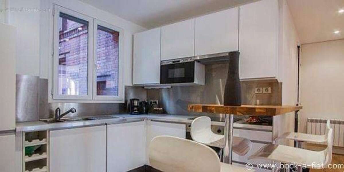 Appartement à PARIS-18E