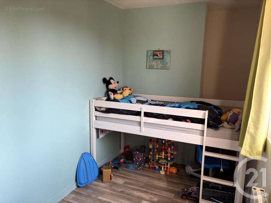 Maison 121 m² à Nesles  - photo 8