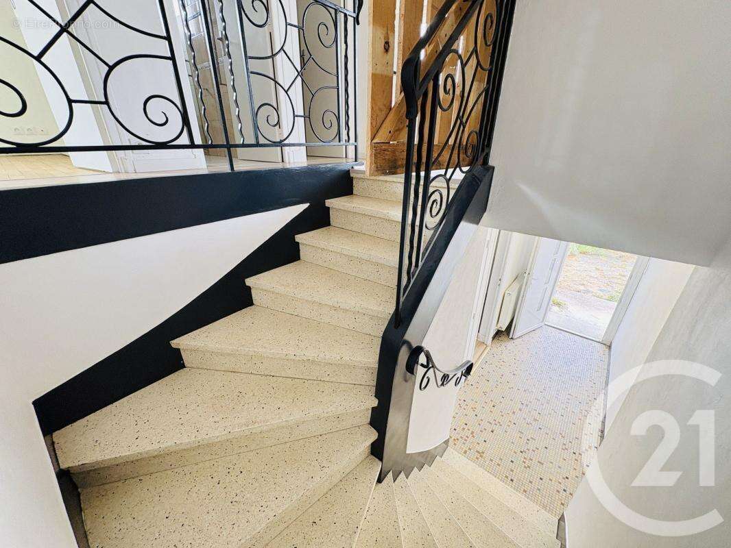 Maison 95 m² à Rilhac-Rancon  - photo 20