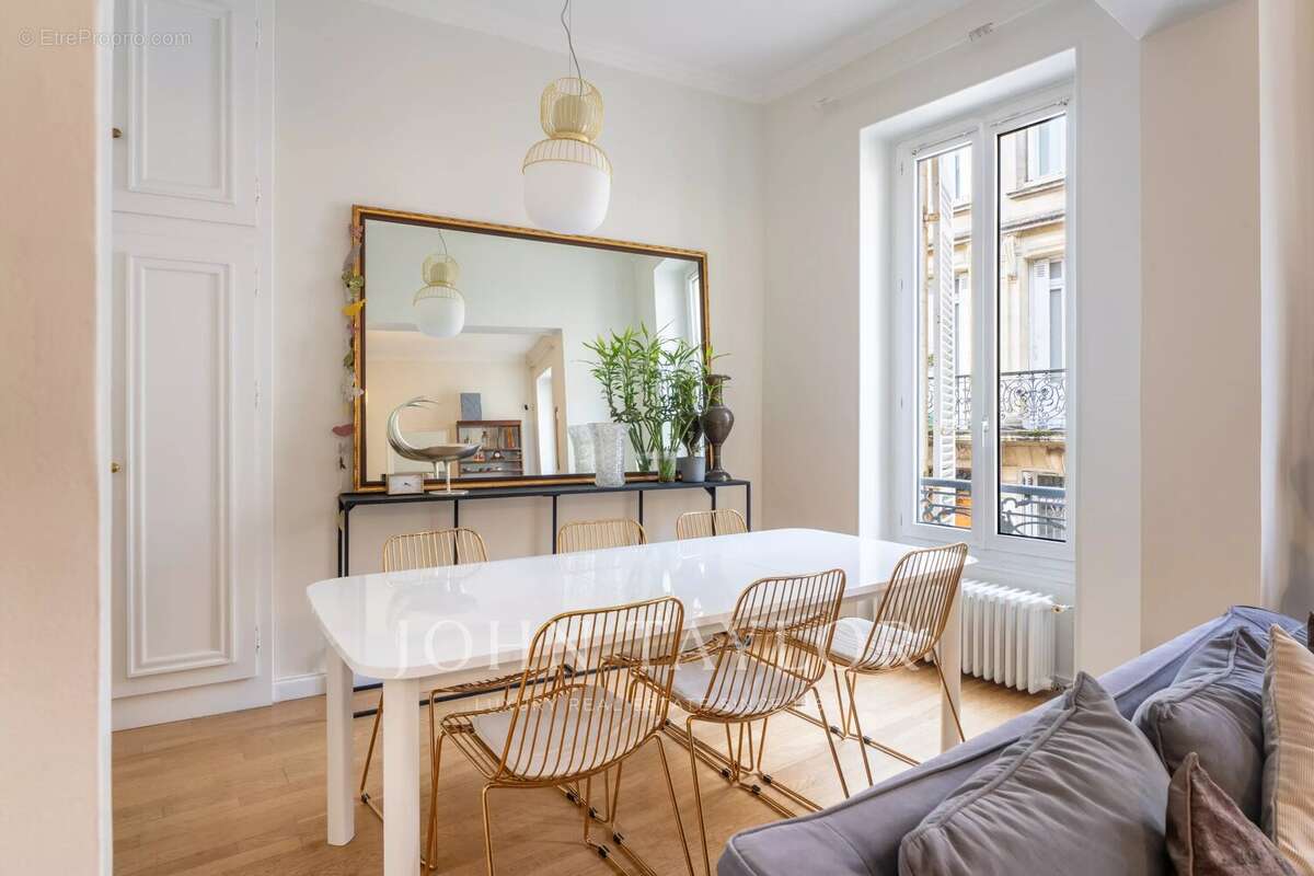 Appartement à BORDEAUX