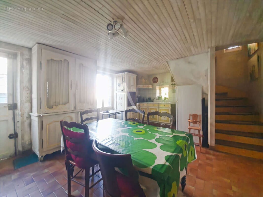 Maison à TESSANCOURT-SUR-AUBETTE