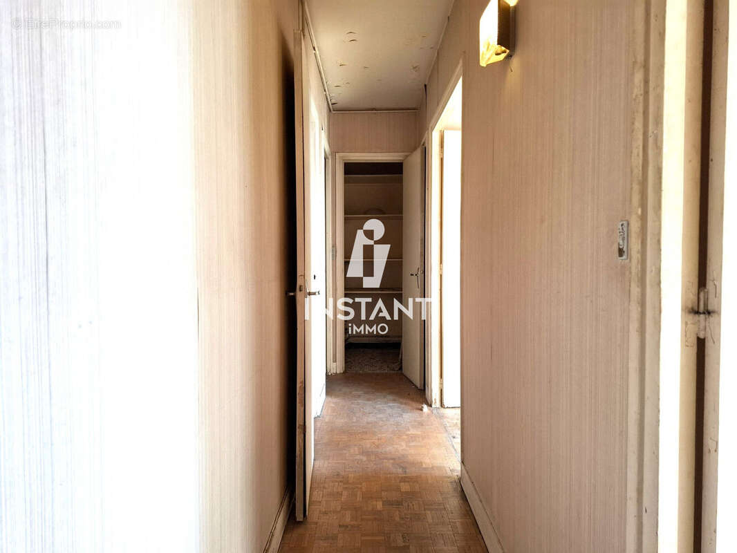 Appartement à SAINT-MAUR-DES-FOSSES