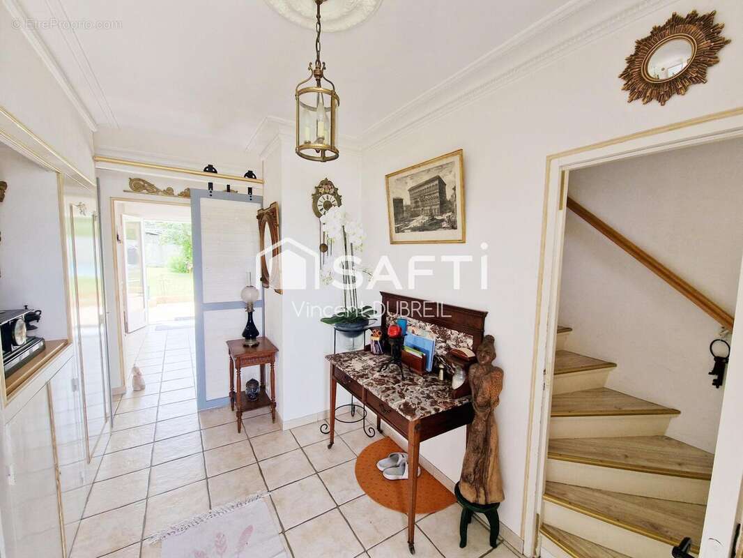 Maison 172 m² à Reze  - photo 7