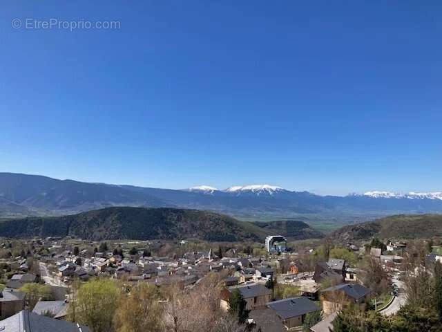 Appartement à FONT-ROMEU-ODEILLO-VIA