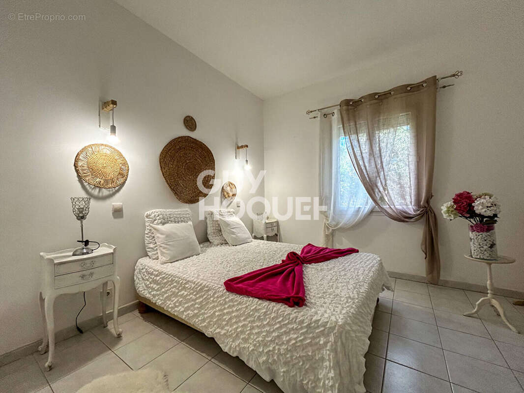 Maison à L'ISLE-SUR-LA-SORGUE