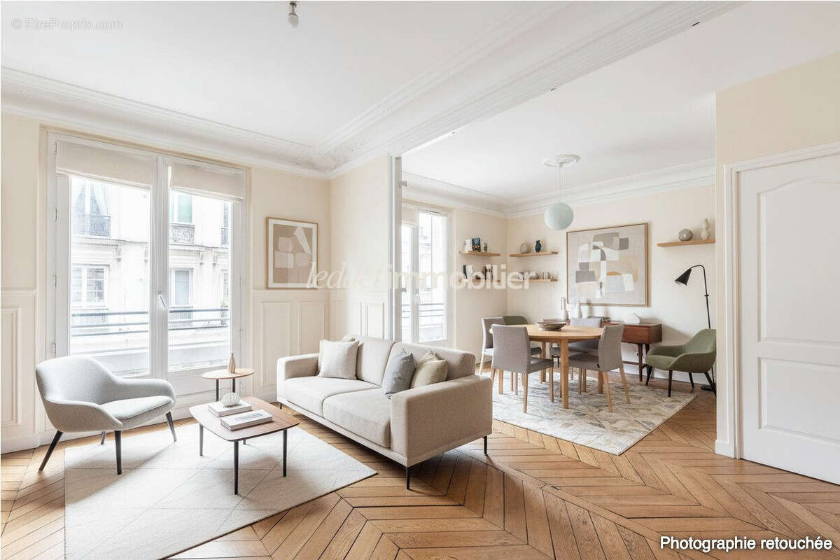 Appartement à PARIS-18E