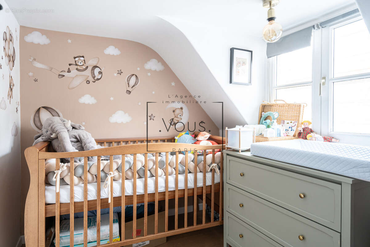 Appartement à PARIS-3E