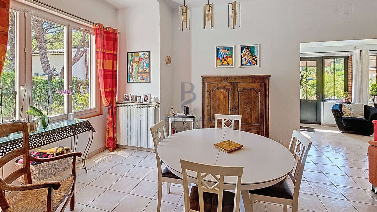 Maison à FREJUS
