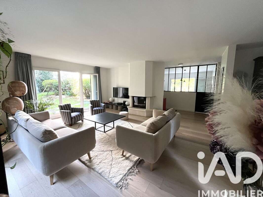 Photo 2 - Maison à SAINT-CLOUD