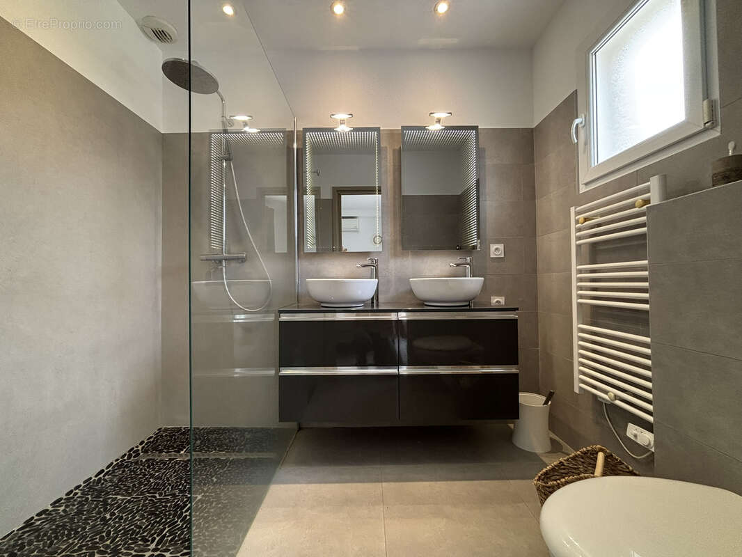 Maison à PORTO-VECCHIO