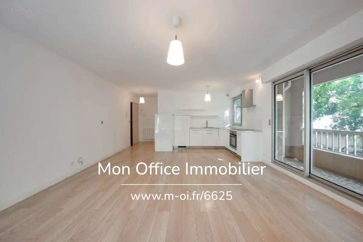 Appartement à MARSEILLE-8E