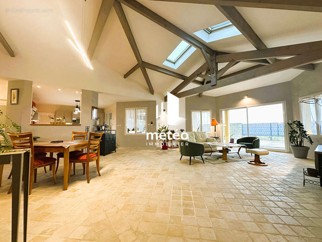 Maison à LA ROCHELLE