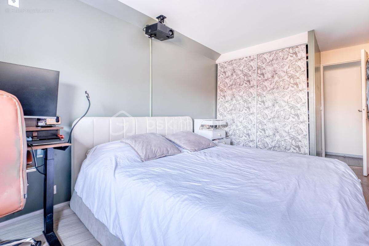 Duplex proche Centre Ville au Calme + balcon + box - photo 10