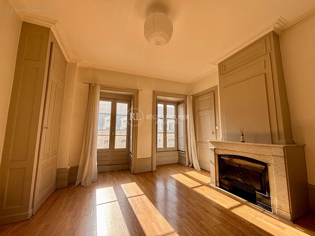 Appartement à LYON-2E