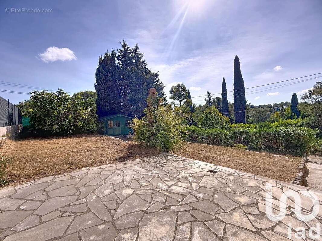 Photo 2 - Maison à LE ROURET