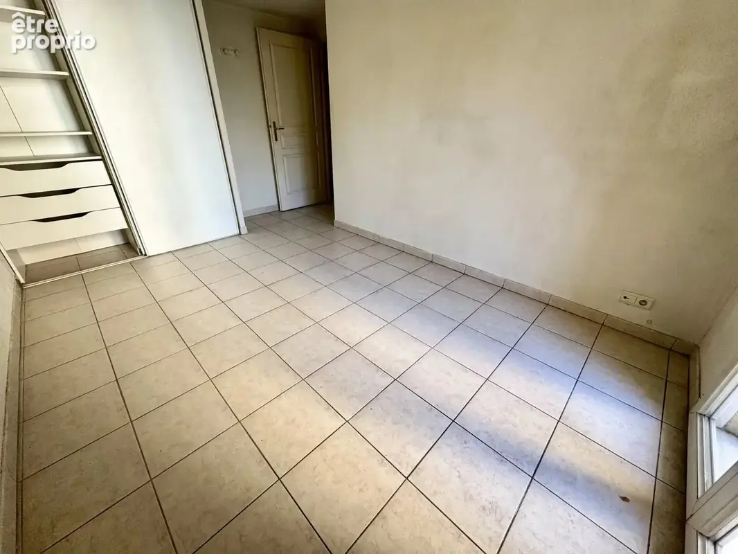 Cannes Carnot grand 3 pièces avec terrasse et parking sous sol - photo 13