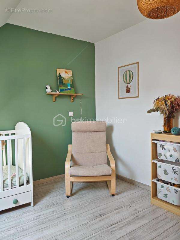 Maison familiale de 2012 – Lumineuse, soignée et prête à vivre - photo 12