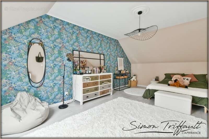 Maison à MONTFORT-LE-GESNOIS