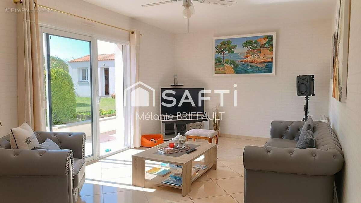 Photo 2 - Maison à SAINT-MATHURIN