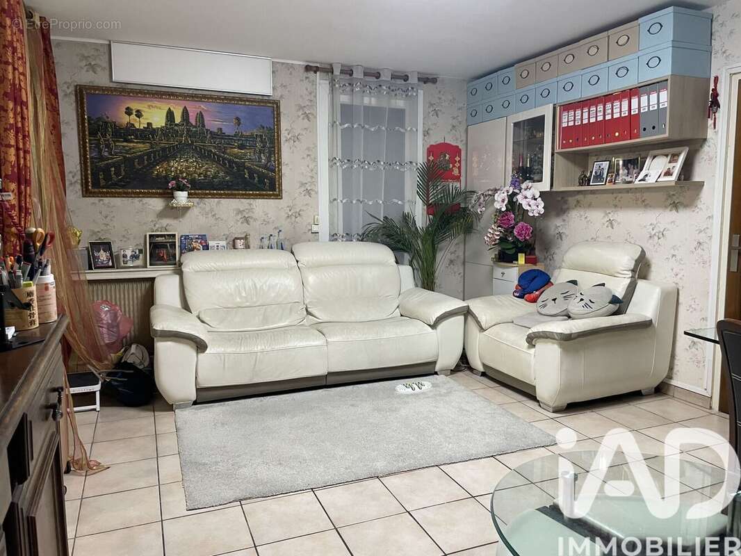 Photo 2 - Appartement à VILLIERS-LE-BEL