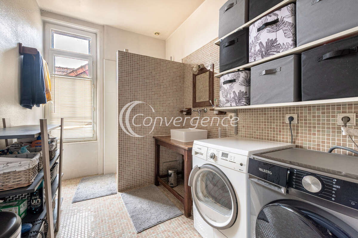 Maison de ville avec jardin, piscine, dépendance et garage - LIMOGES - photo 12
